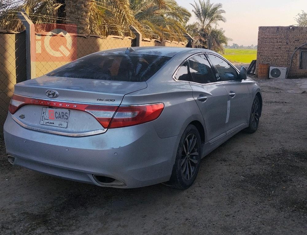 هيونداي أزيرا